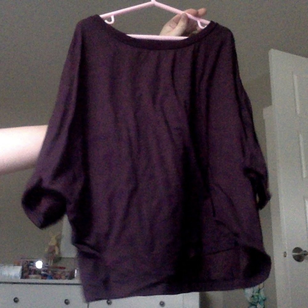 Lululemon top - Picture 2 of 4